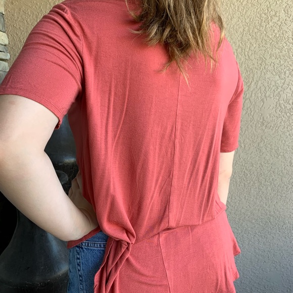 Mossimo tee - Picture 2 of 6